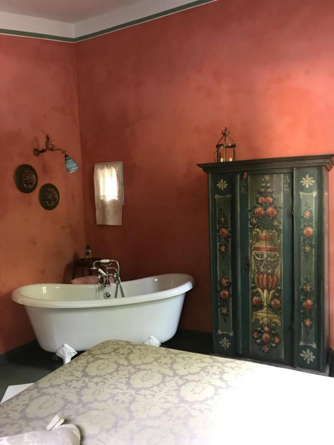 Casina Morgana B&B Novafeltria エクステリア 写真
